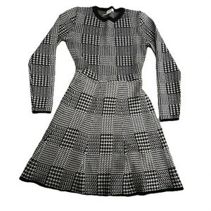 Women’s Max Studio Plaid Long Sleeve Sweater Dress Size Small